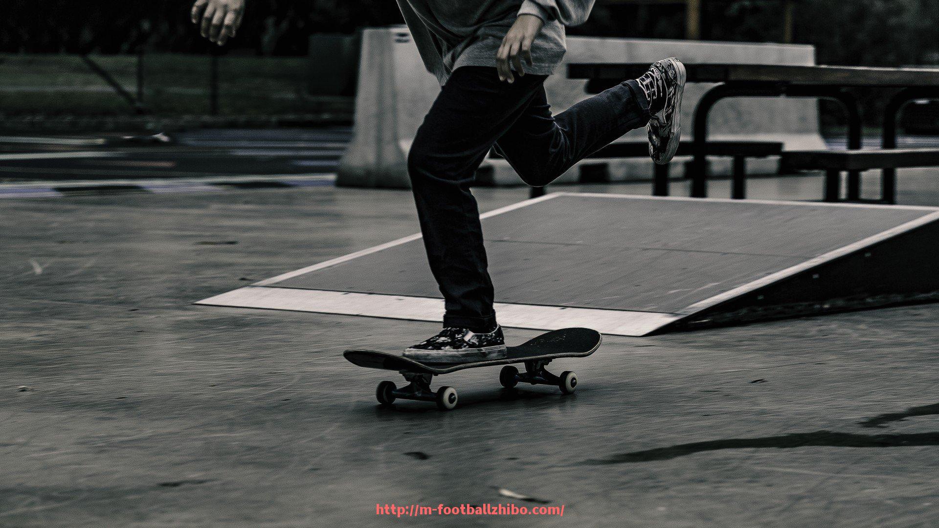 足球直播-世俱杯球员球袜品牌选择比例及其功能对比